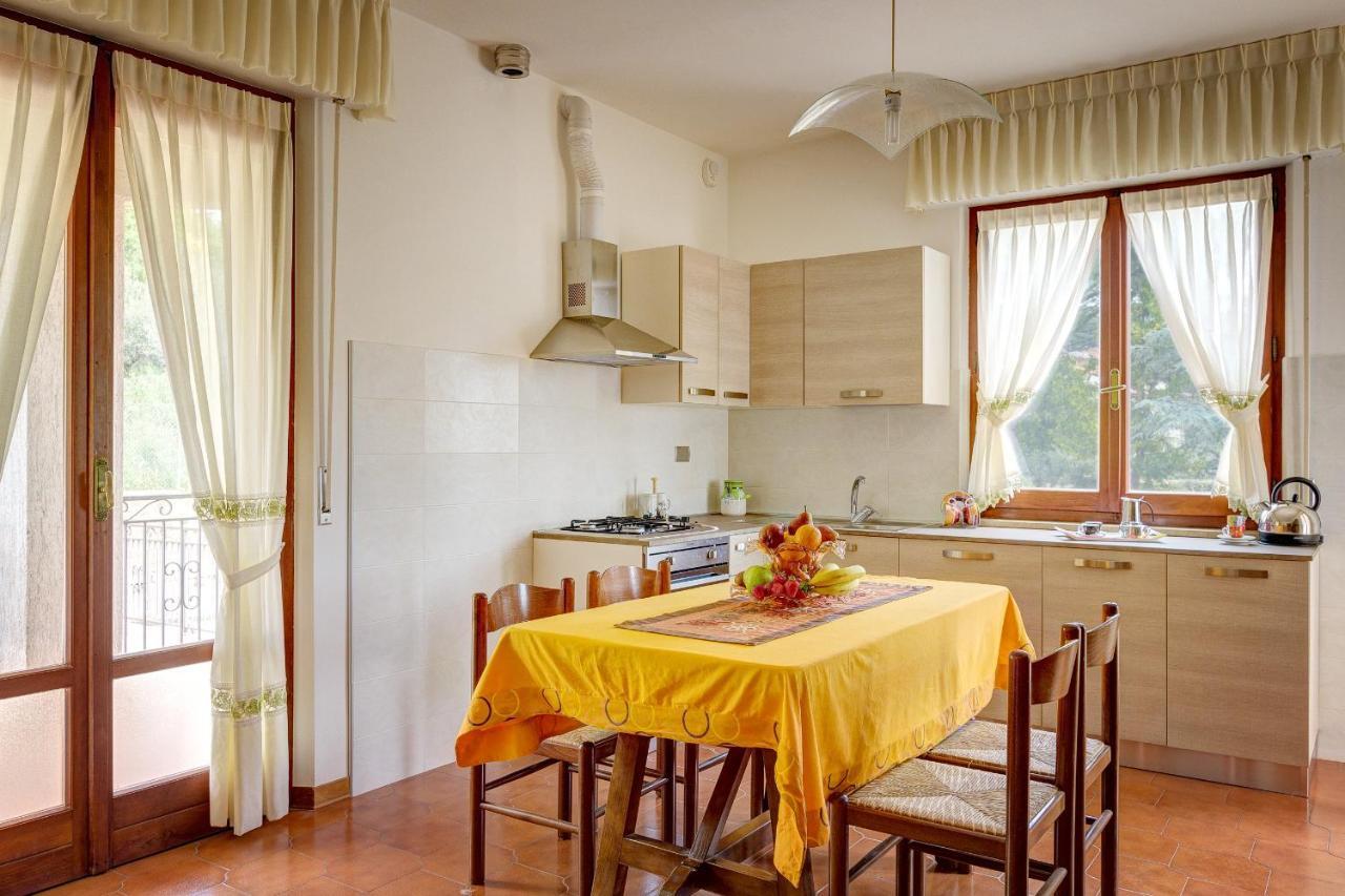 Appartamento Luisa - Vista Lago Passignano sul Trasimeno Exterior photo